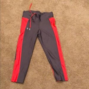 Under Armour Compression Capris with Zipper Pocket